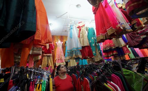 PH01_13102017_DEEPAVALI