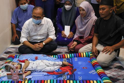 DATUK SERI WAN ROSDY WAN ISMAIL