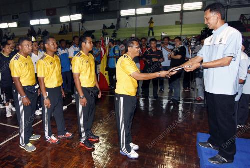 PH01_14102012_TAKRAW
