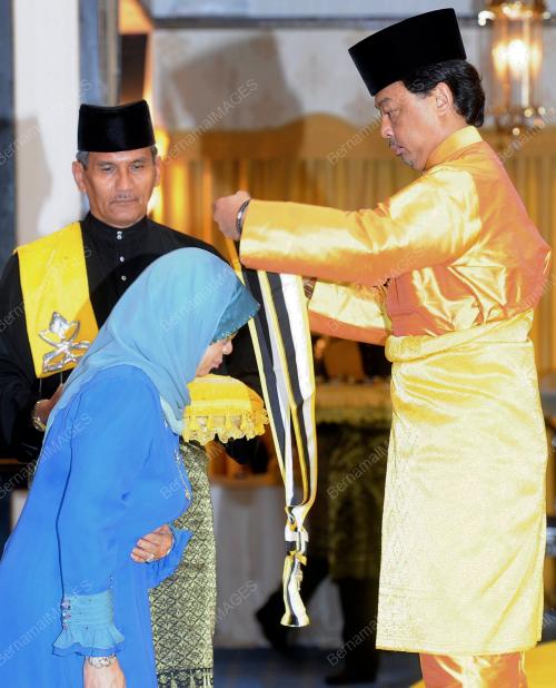 PH01_14122012_TENGKU_MAHKOTA