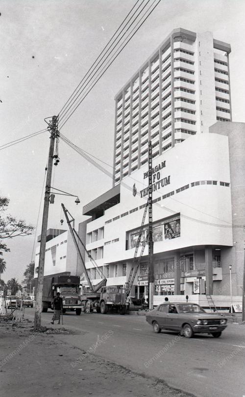 JEJAMBAT PEJALAN KAKI