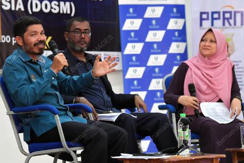 DATUK SERI DR MOHD UZIR MAHIDIN