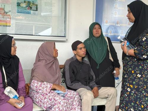 ANAK MANGSA KEMALANGAN MAUT