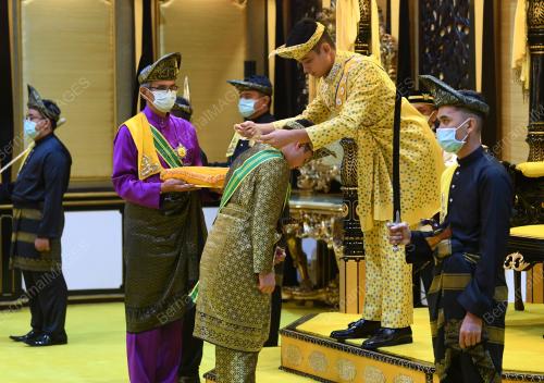 TENGKU HASSANAL IBRAHIM ALAM SHAH AL-SULTAN ABDULLAH