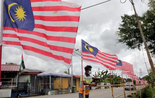 PH01_15082021_BENDERA