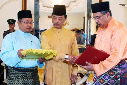 TENGKU ABDULLAH