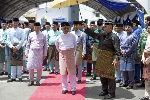 AL-SULTAN ABDULLAH RI'AYATUDDIN AL-MUSTAFA BILLAH SHAH