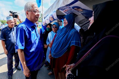 DATUK SERI ISMAIL SABRI YAAKOB