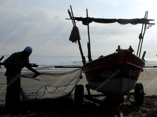 PH01_17032012_NELAYAN