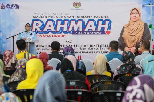 SENATOR FUZIAH SALLEH