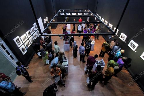 PH01_17042015_PAMERAN