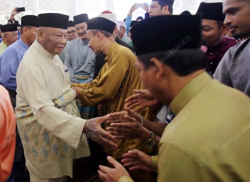 PH01_17072015_RAYA