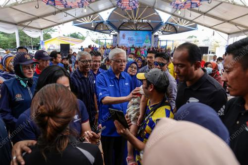 DATUK SERI ISMAIL SABRI YAAKOB