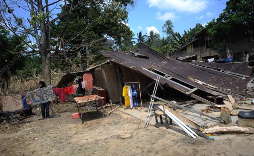PH01_18012015_BANJIR