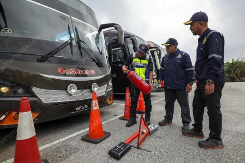 PEMERIKSAAN BAS EKSPRES DI DEPOH