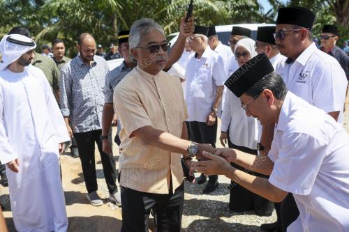 AL-SULTAN ABDULLAH RI'AYATUDDIN AL-MUSTAFA BILLAH SHAH