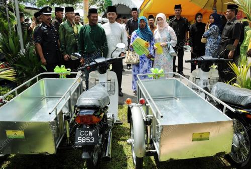 TENGKU ABDULLAH SULTAN AHMAD SHAH