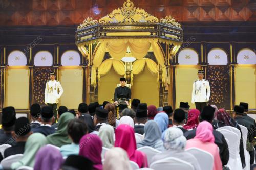 TENGKU HASSANAL IBRAHIM ALAM SHAH AL SULTAN ABDULLAH