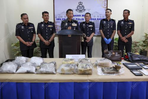 DATUK SERI YAHAYA OTHMAN