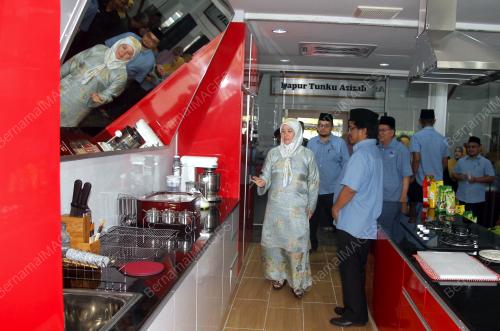 PH01_21052016_DAPUR