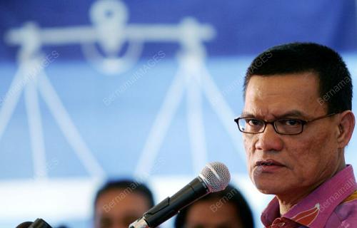 ADNAN YAAKOB