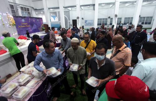 JUADAH BERBUKA PERCUMA