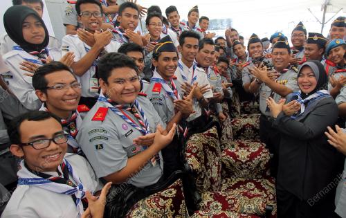 PH01_23032014_PENGAKAP
