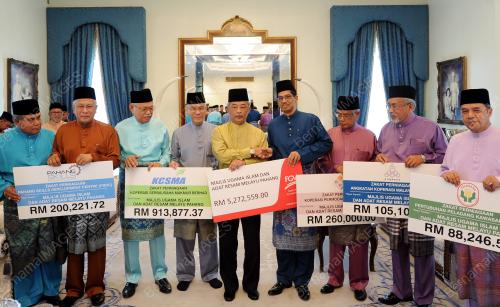 PH01_23082016_ZAKAT