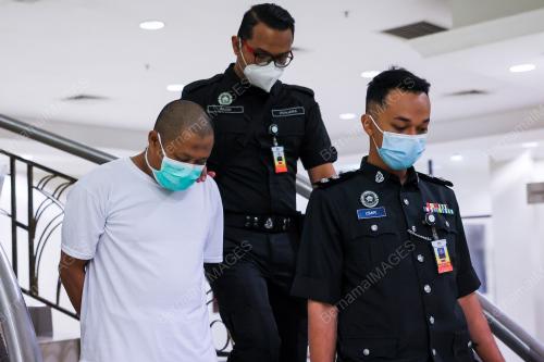 PECAH AMANAH WANG SYARIKAT
