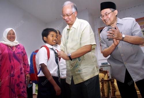 MOHD NAJIB TUN ABDUL RAZAK