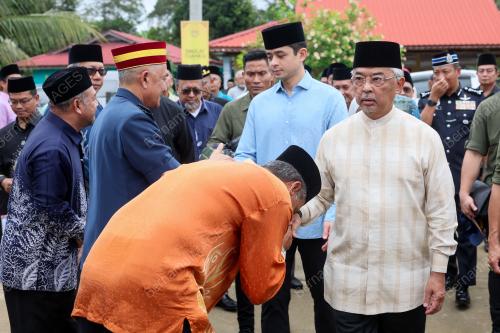 AL-SULTAN ABDULLAH RI'AYATUDDIN AL-MUSTAFA BILLAH SHAH