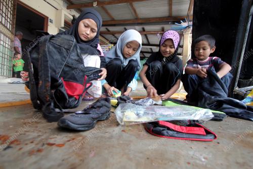 PH01_24122013_SEKOLAH