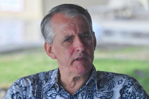 DR PETER BLOMEYER