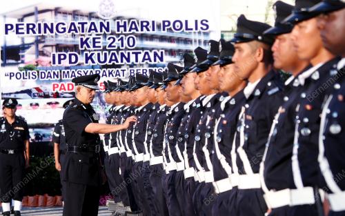 PH01_25032017_POLIS