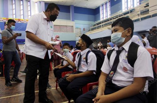 PROGRAM BANTUAN PERSEKOLAHAN DAN TUISYEN RAKYAT RISDA