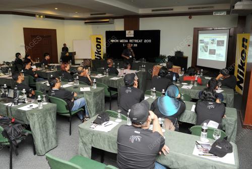 BENGKEL NIKON BERSAMA MEDIA