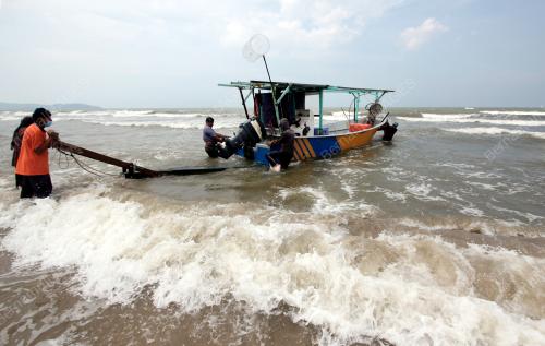 NELAYAN PANTAI