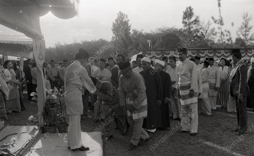 HARI KEPUTERAAN