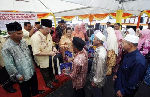 MOHD NAJIB TUN RAZAK