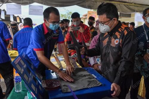 SENATOR DATUK SERI TI LIAN KER
