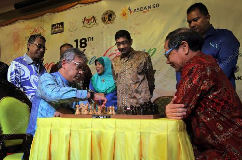 PH01_26112017_CATUR_BN201711252497