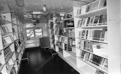 PH01_27012015_PERPUSTAKAAN