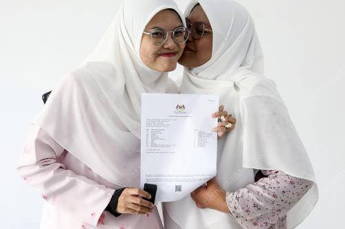 OKU PENDENGARAN CEMERLANG SPM 2023
