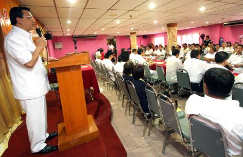 LIOW TIONG LAI