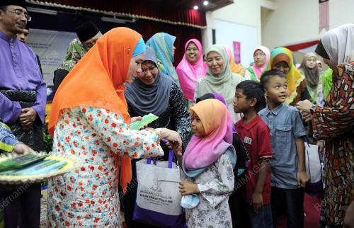 PH01_27072013_RAYA
