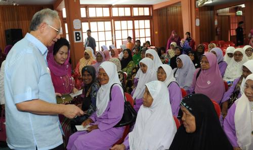 NAJIB TUN RAZAK