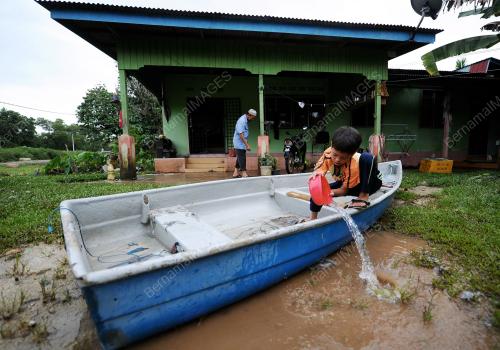 PH01_27122012_BANJIR_2