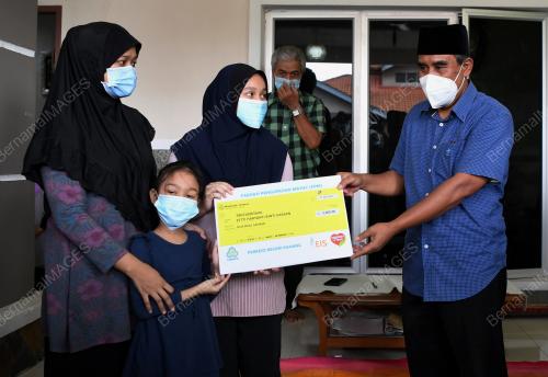SUMBANGAN PERKESO KELUARGA MANGSA MAUT SEBEB PEMANDU MABUK