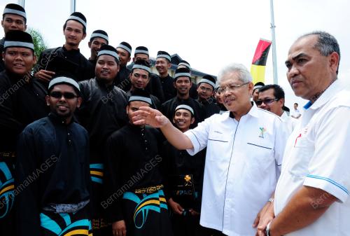 DATUK HAMZAH ZAINUDIN