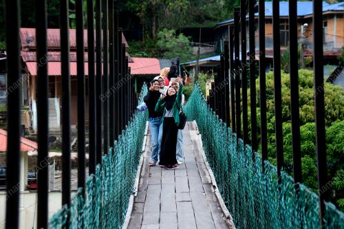 JAMBATAN GANTUNG